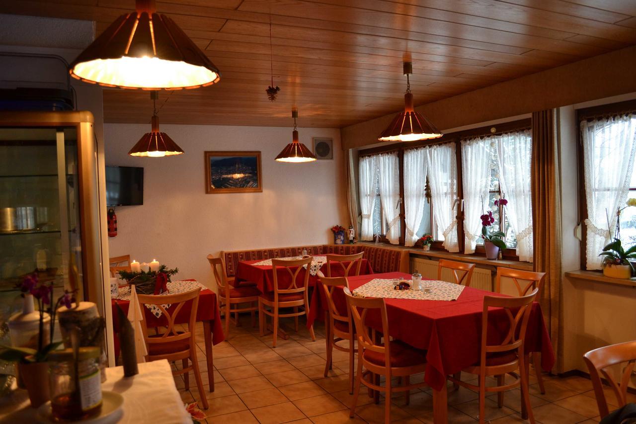 Gaestehaus Tagescafe Eckenfels Ohlsbach Exteriör bild